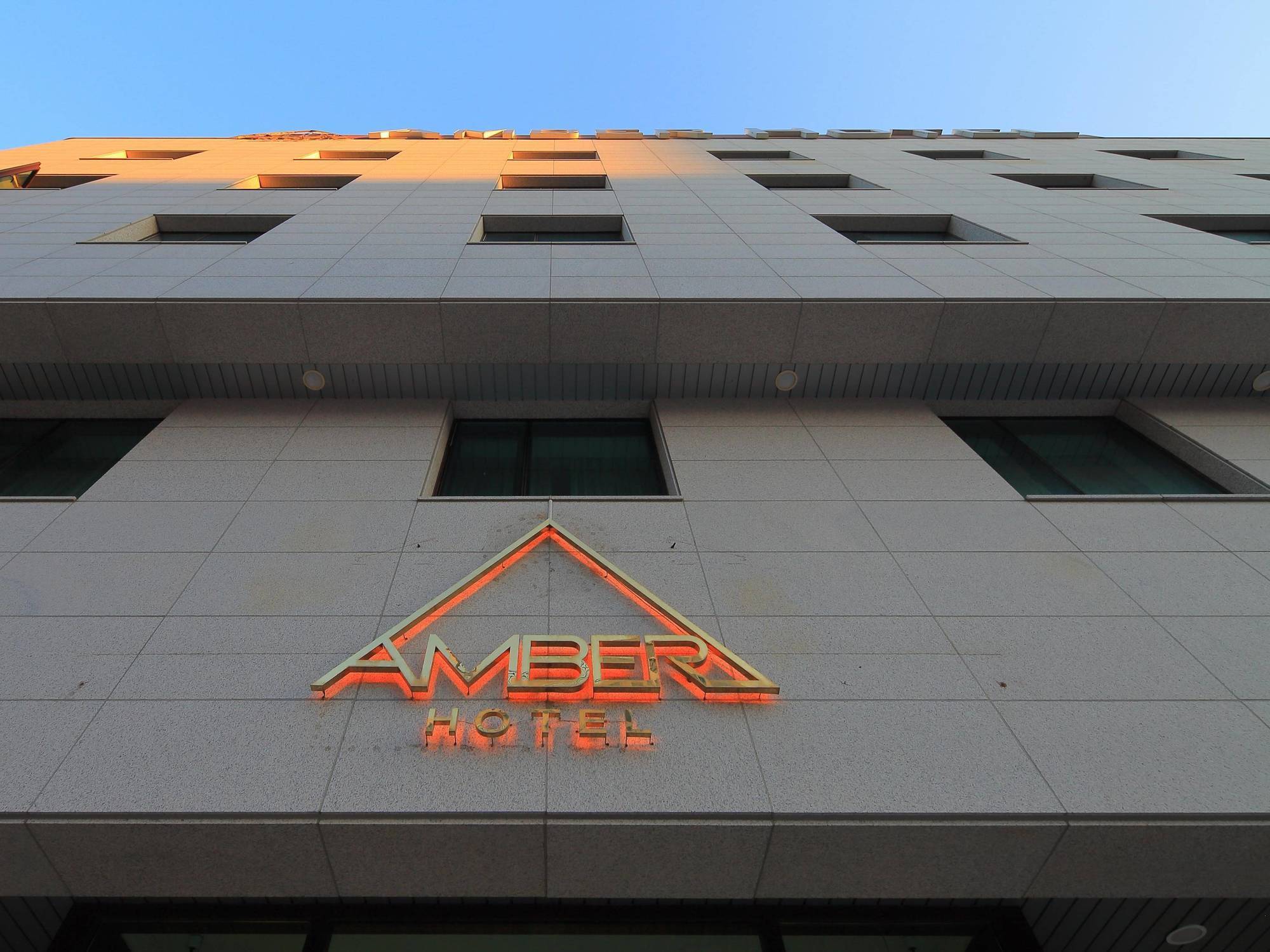 Amber Hotel Чеджудо Экстерьер фото